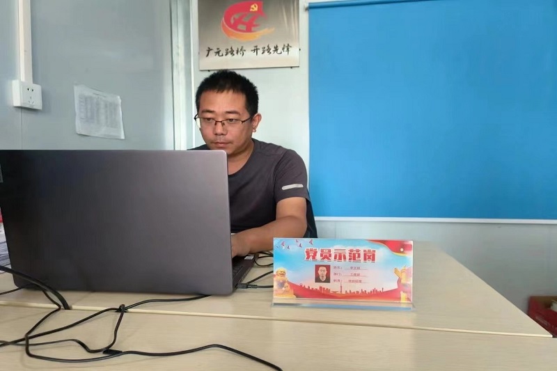 黨員示范崗┃亮身份樹標桿，爭當(dāng)開路先鋒